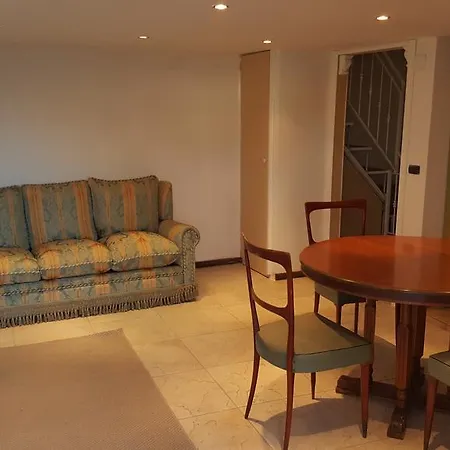 Villino Angela A Sant'anna Apartment