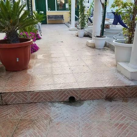 Apartment Villino Angela A Sant'anna *